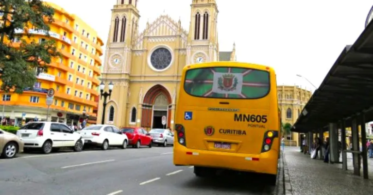 Viação Mercês encerra operações no transporte coletivo de Curitiba nesta terça-feira (27)